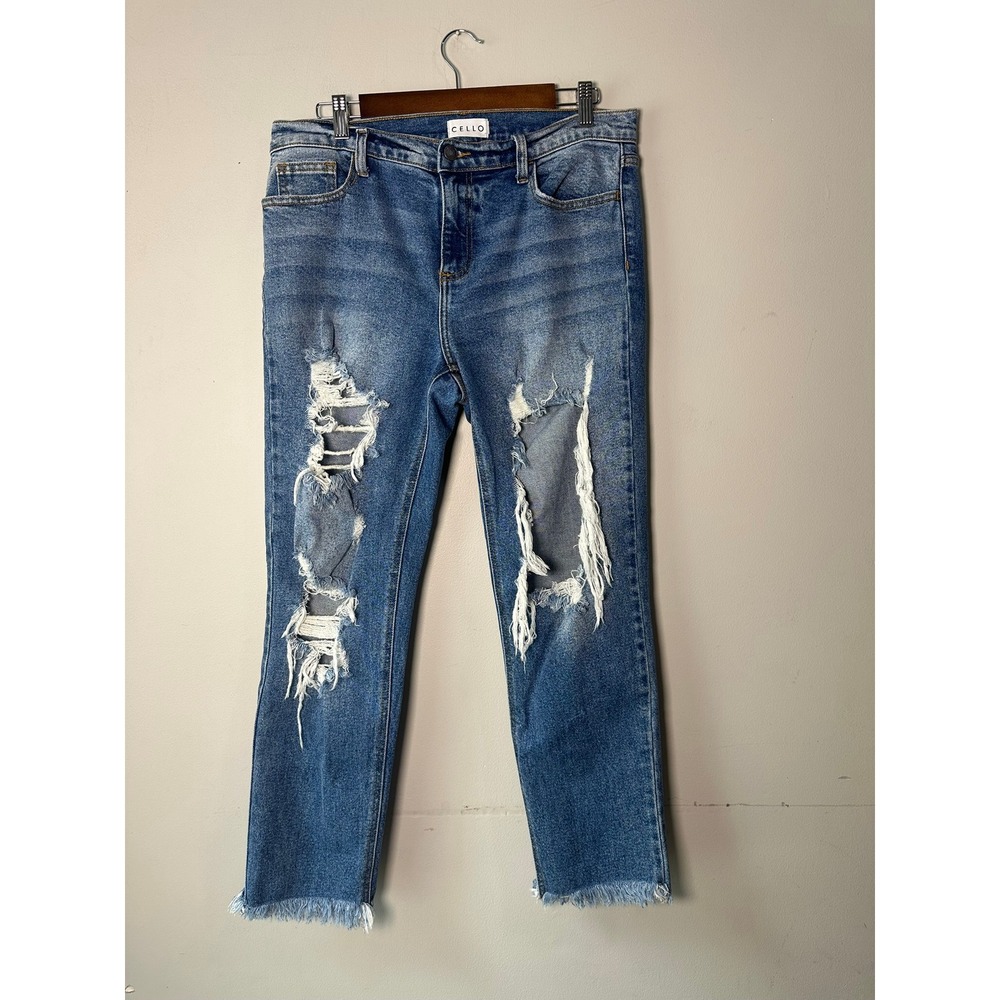 🎃Cello Distressed Straight Leg Jeans Medium Wash Frayed Hem Size 11